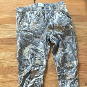 Kids Abercrombie camo pants